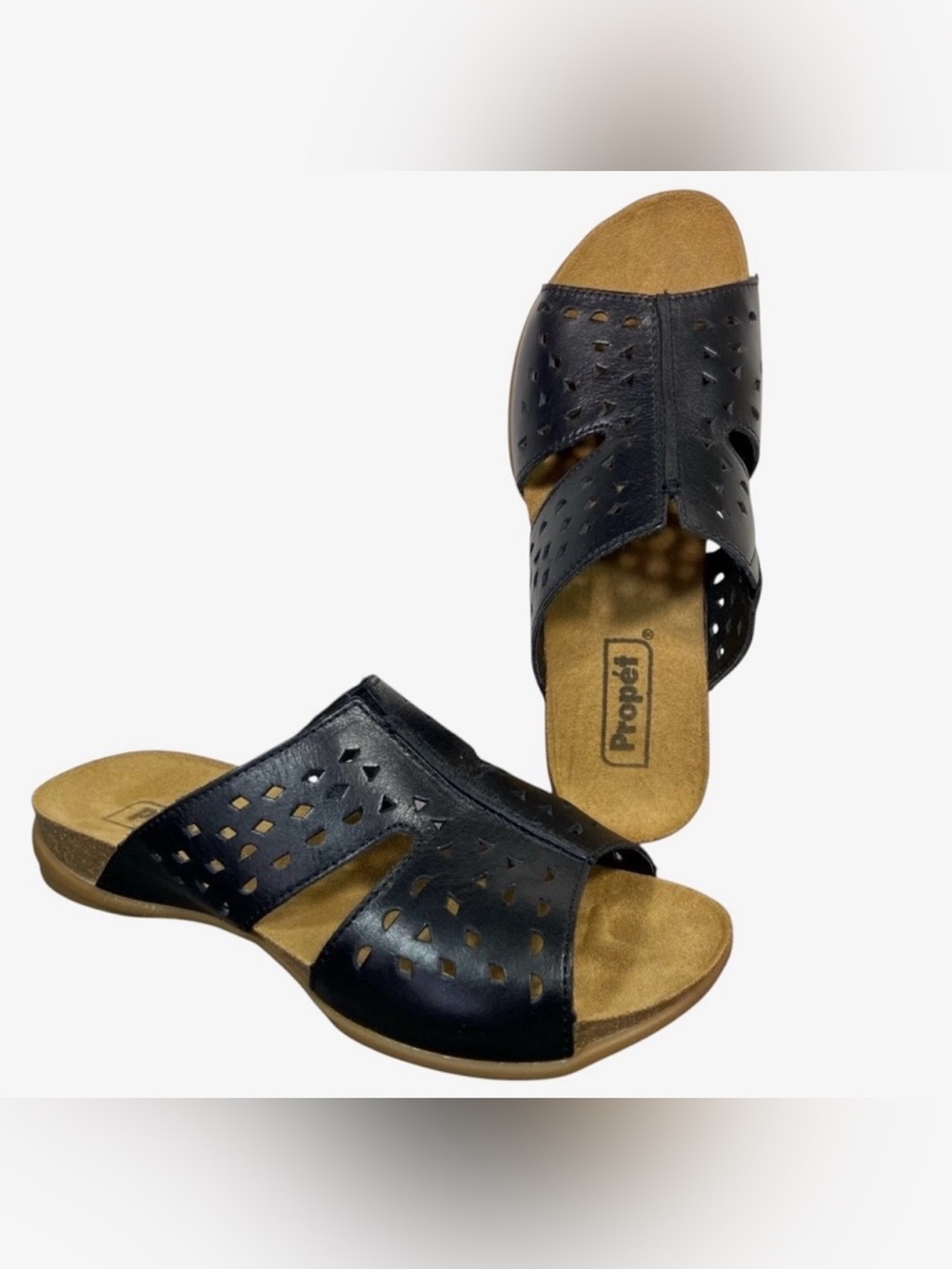 Propet Leather Black Slide Sandals- woman’s 6.5 M